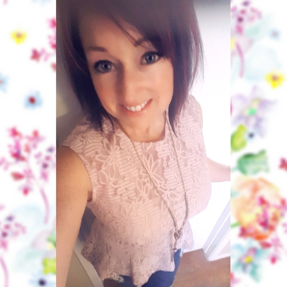 Meet your Posher, Candi